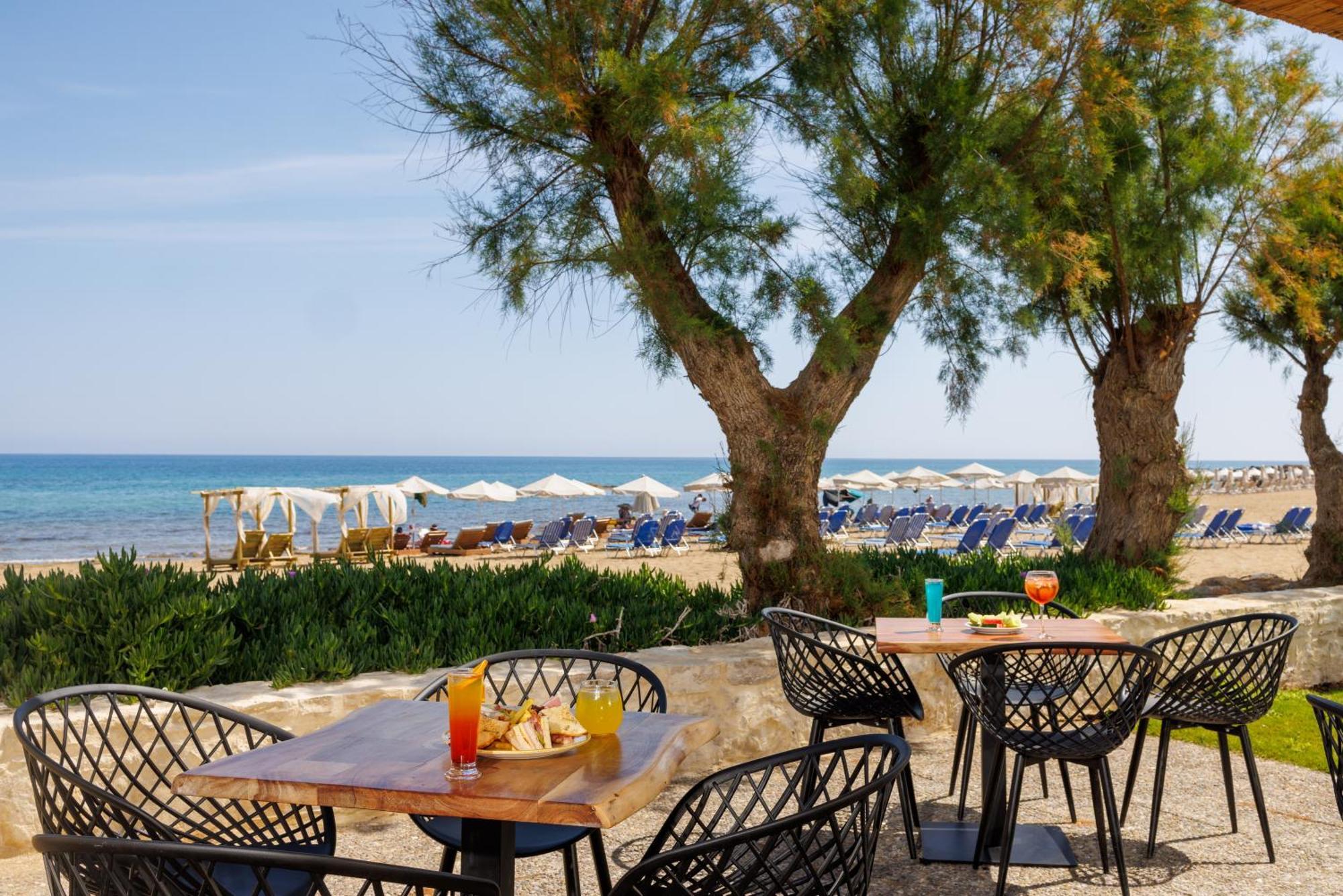 Malia Bay Beach Hotel & Bungalows Exterior foto