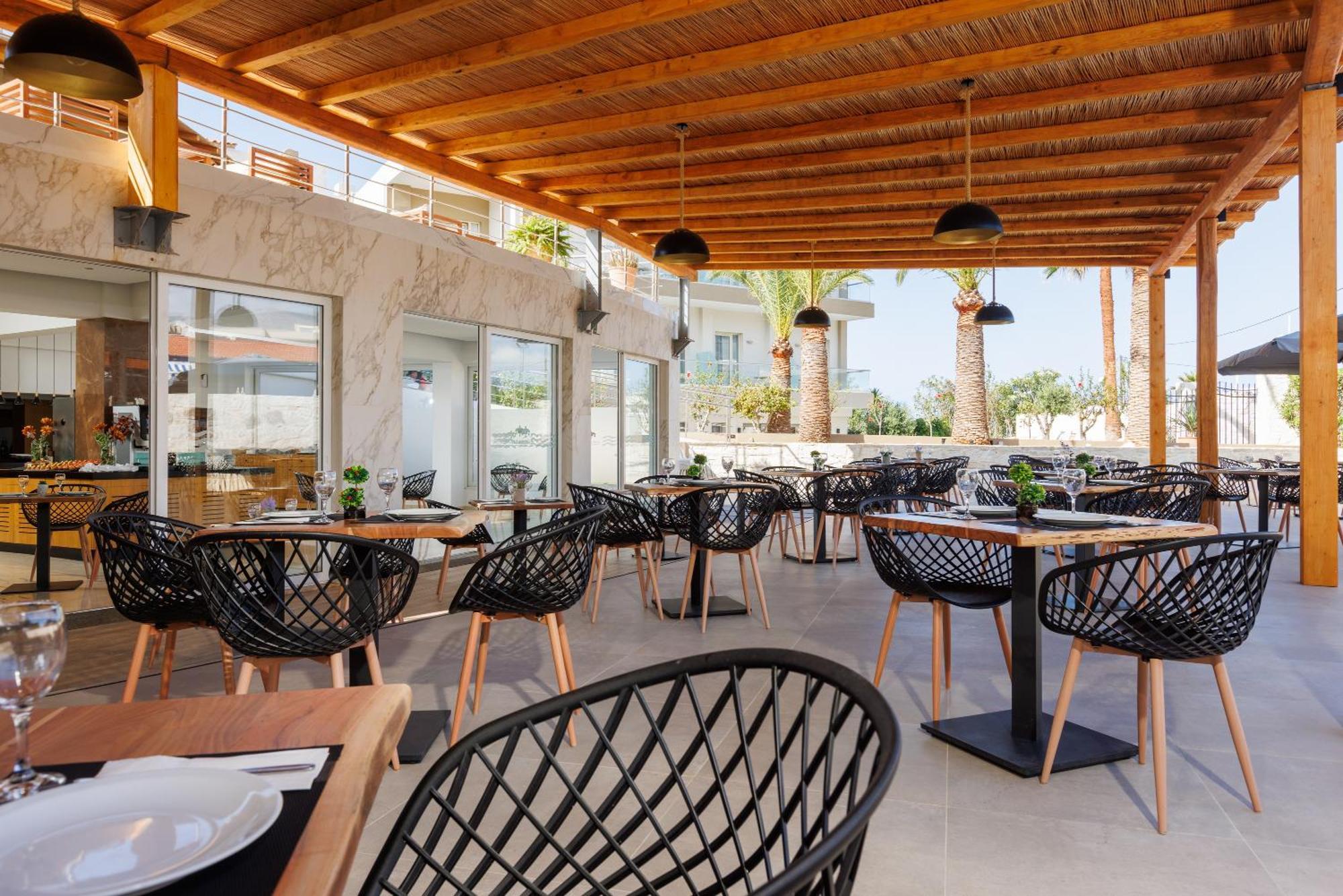 Malia Bay Beach Hotel & Bungalows Exterior foto