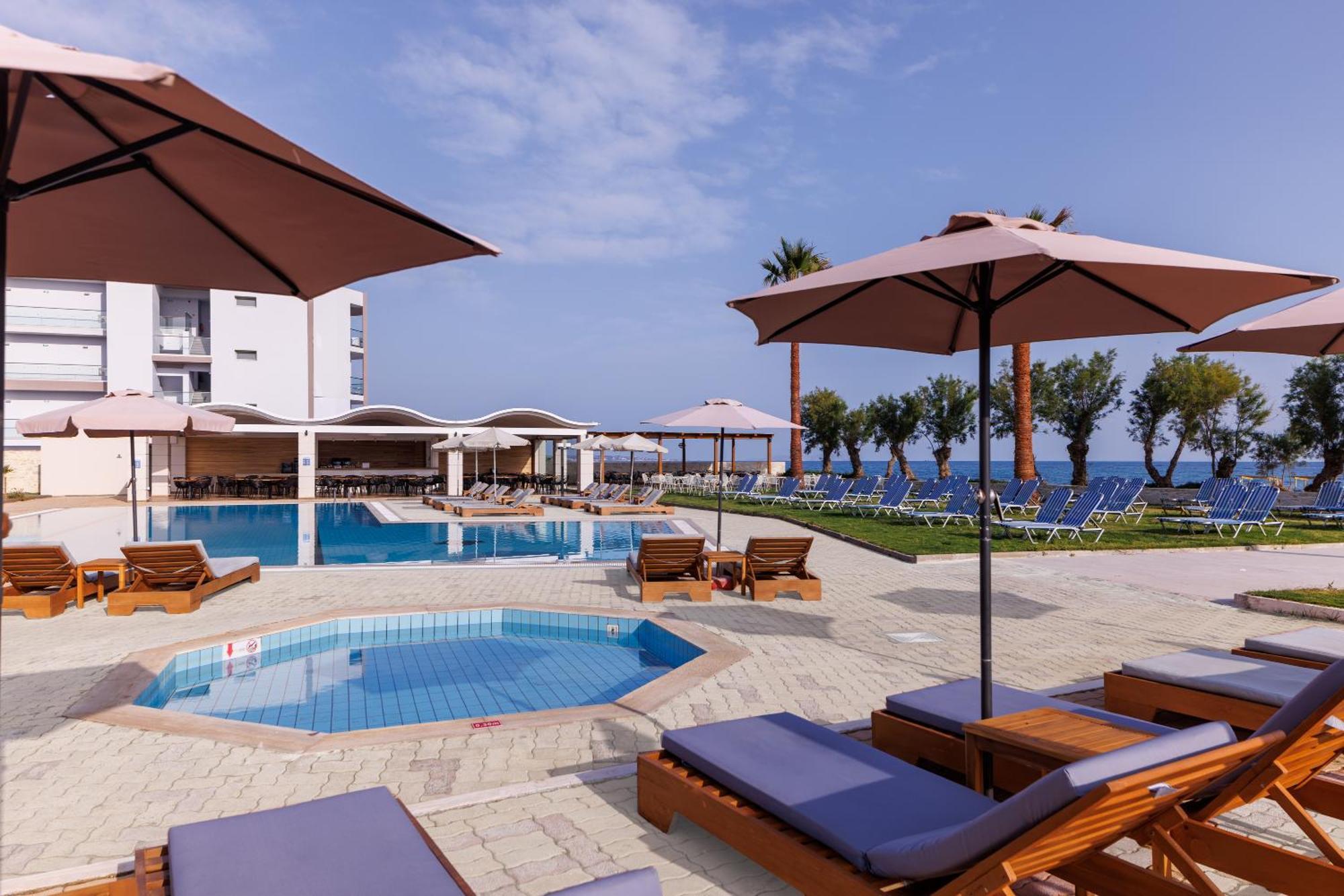 Malia Bay Beach Hotel & Bungalows Exterior foto