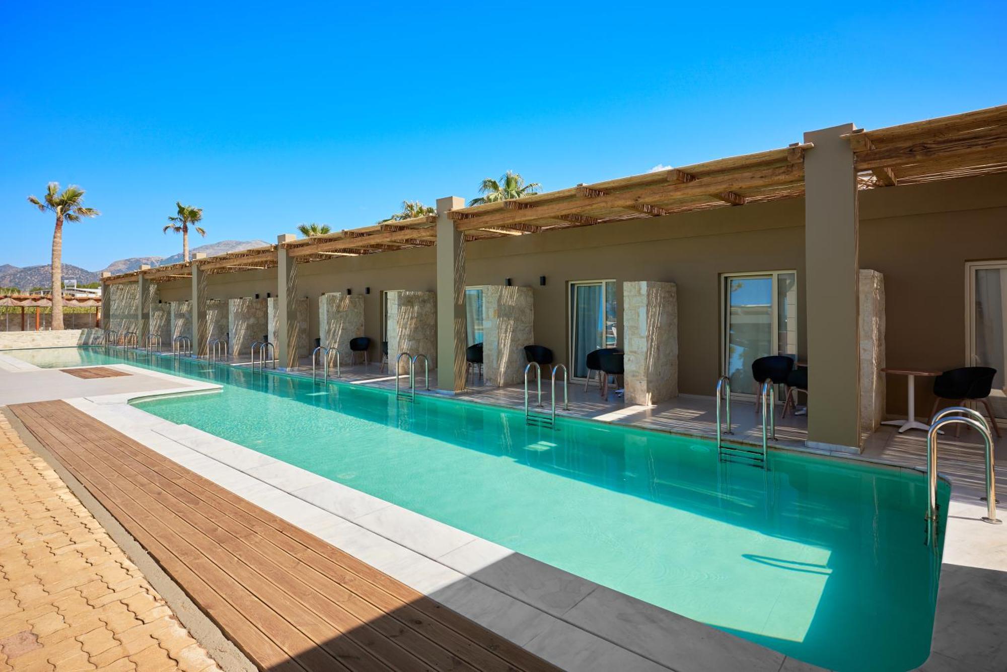 Malia Bay Beach Hotel & Bungalows Exterior foto