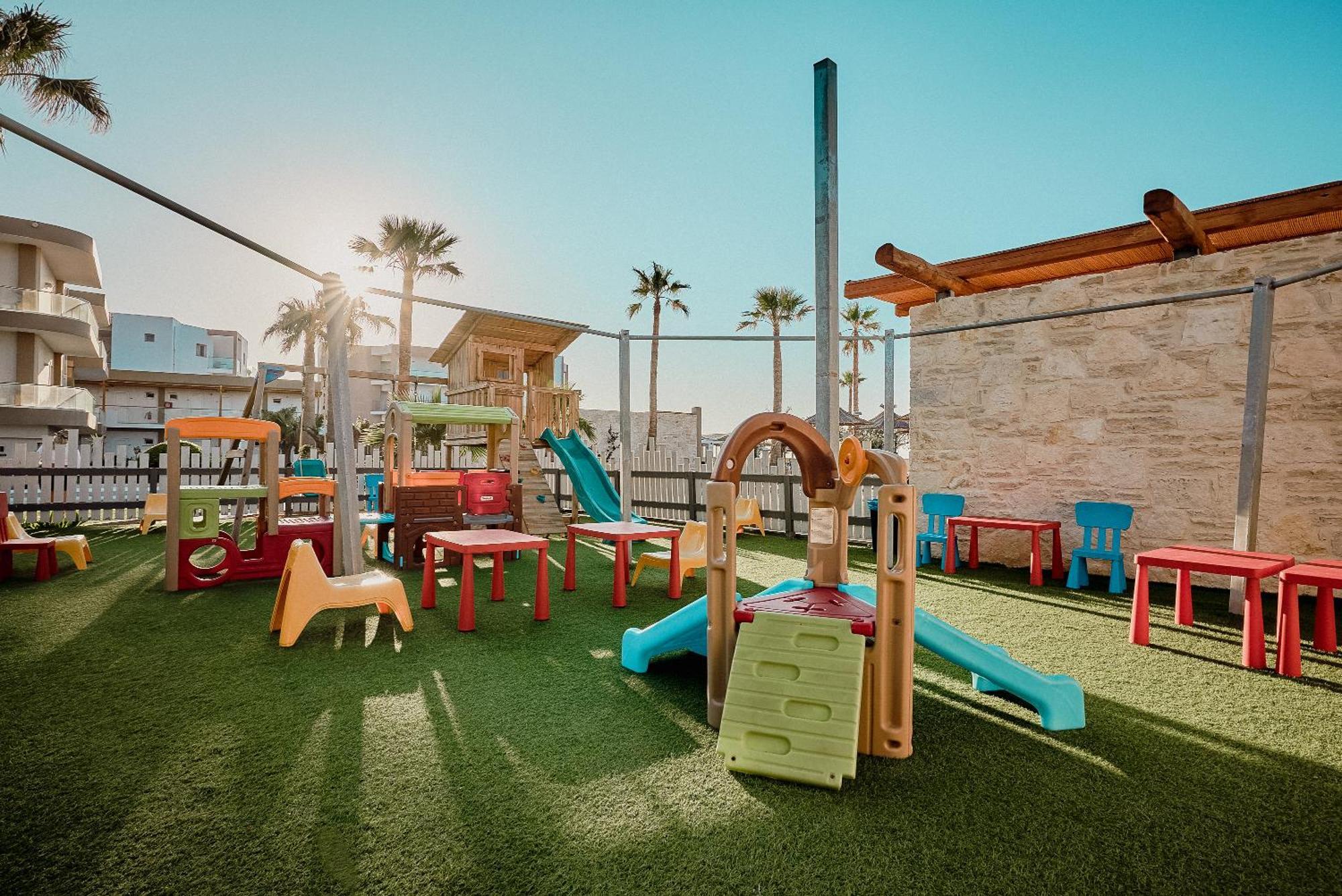 Malia Bay Beach Hotel & Bungalows Exterior foto
